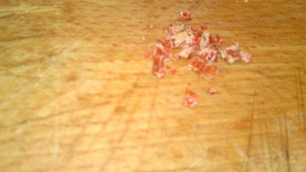 Pikantná fašírka pečená na chlebe (fotorecept) - obrázok 3