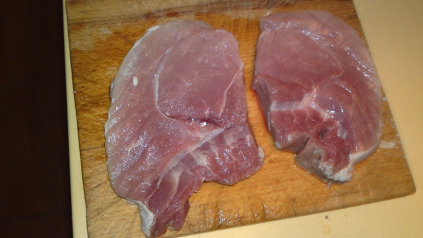 Bravčový steak so smotanovou omáčkou so zeleným korením (fotorecept) - obrázok 2