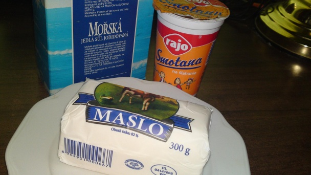 Bravčový steak so smotanovou omáčkou so zeleným korením (fotorecept) - obrázok 5