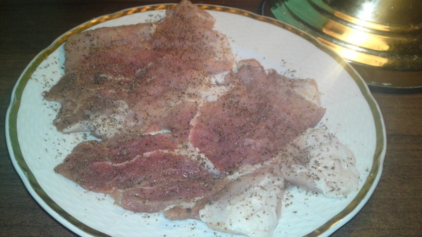 Bravčové rezy s hríbovou kašou zapekané s údeným  syrom /fotorecept/          - obrázok 1