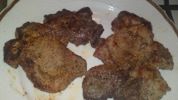 Bravčové rezy s hríbovou kašou zapekané s údeným  syrom /fotorecept/          - obrázok 6