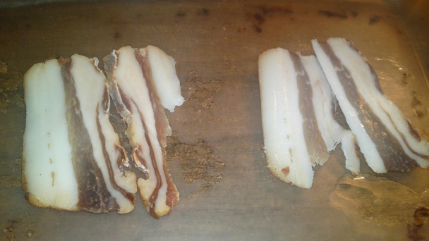 Bravčové rezy s hríbovou kašou zapekané s údeným  syrom /fotorecept/          - obrázok 12