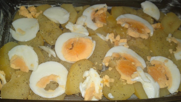 Prekladané zemiaky s čabajkou (fotorecept) - obrázok 7