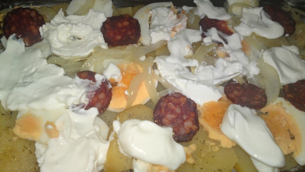 Prekladané zemiaky s čabajkou (fotorecept) - obrázok 10