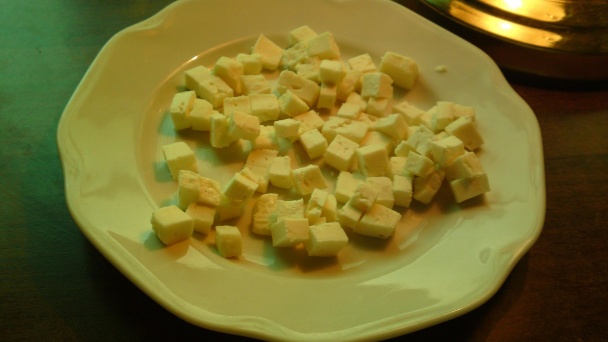 Pestrý zelený šalát so syrom a červenou cibuľou (fotorecept) - obrázok 9