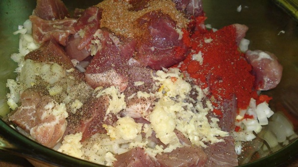 Guláš bez miešania z trúby /fotorecept/ - obrázok 6