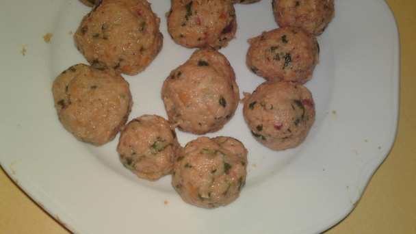 Slepačia polievka s pečeňovými knedličkami /fotorecept/ - obrázok 12