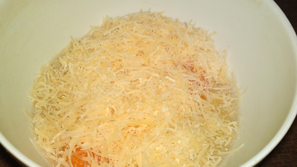 Zapekaný karfiol so syrom a údenou slaninkou /fotorecept/ - obrázok 2