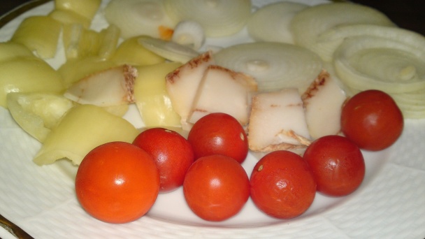 Ražniči z bravčového mäsa s cherry paradajkami (fotorecept) - obrázok 4