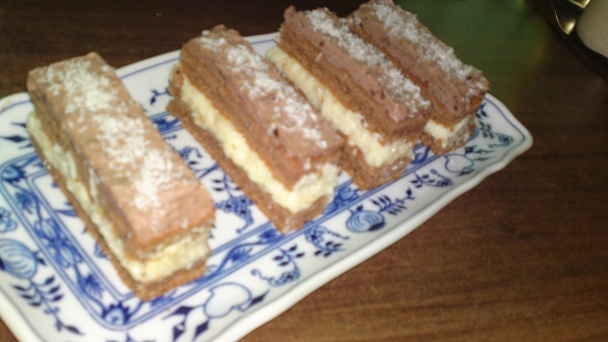 Kakaovo-pudingové rezy s kokosom (fotorecept) - obrázok 17