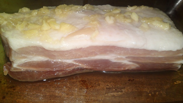 Pomaly pečený bôčik s korenenou krustou (fotorecept) - obrázok 14