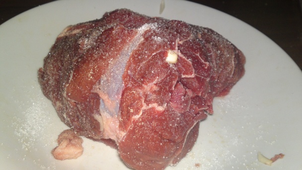 Hovädzie pečené špikované cesnakom /fotorecept/ - obrázok 4