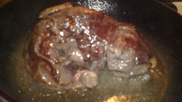 Hovädzie pečené špikované cesnakom /fotorecept/ - obrázok 8