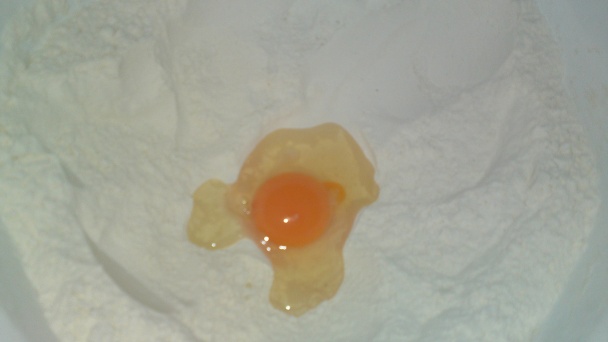 Rohlíky plnené orieškovou Nutelou z brioškového cesta (fotorecept) - obrázok 1