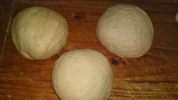 Rohlíky plnené orieškovou Nutelou z brioškového cesta (fotorecept) - obrázok 7