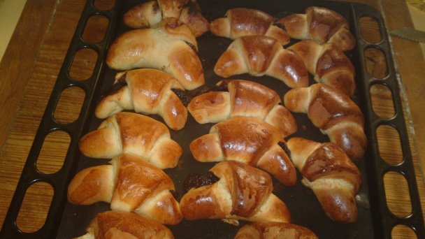 Rohlíky plnené orieškovou Nutelou z brioškového cesta (fotorecept) - obrázok 12