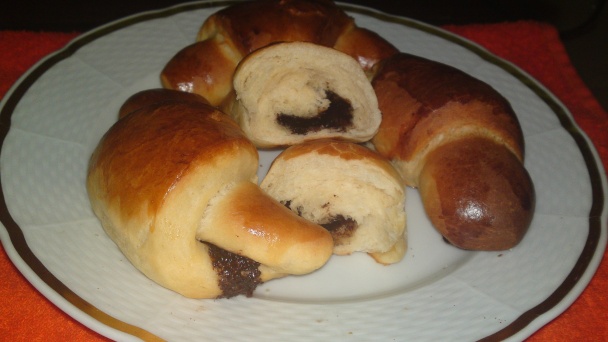 Rohlíky plnené orieškovou Nutelou z brioškového cesta (fotorecept) - obrázok 13
