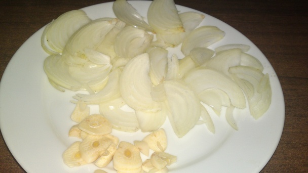 Krkovička pečená na cibuli a na cesnaku /fotorecept/ - obrázok 3