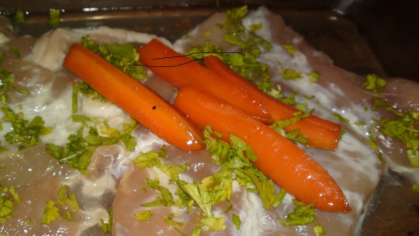 Kuracie prsia plnené glazovanou mrkvičkou v slaninovom kabátiku (fotorecept) - obrázok 11