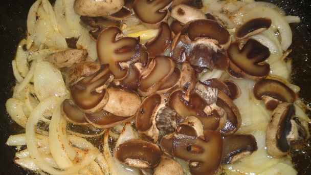 Zapekaná krkovička so syrom a šampiňónmi (fotorecept) - obrázok 7