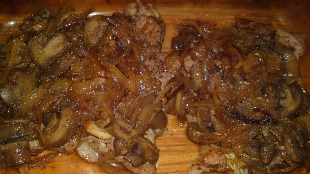 Zapekaná krkovička so syrom a šampiňónmi (fotorecept) - obrázok 16