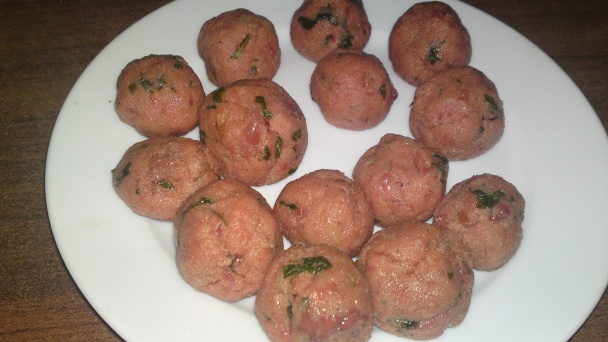 Polievka zo špikových hovädzích kostí s pečeňovými knedličkami (fotorecept) - obrázok 12