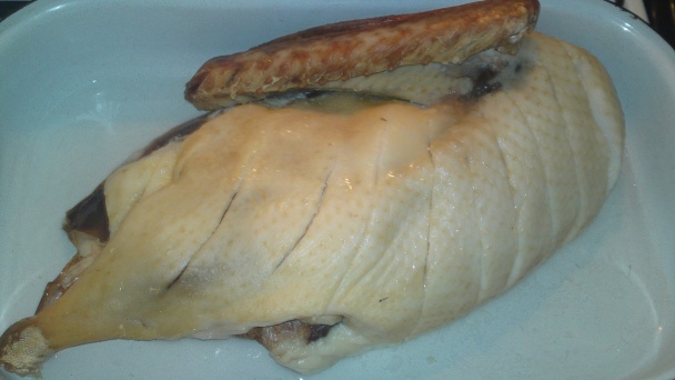 Pomaly pečená hus s pečenými jablkami a so zemiakmi pečenými v husacej masti (fotorecept) - obrázok 2