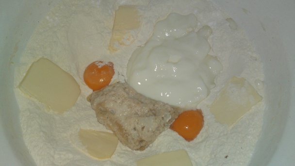 Pruhovaný kysnutý koláč (fotorecept) - obrázok 3