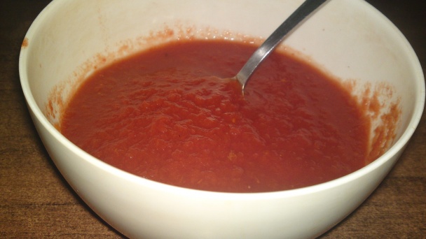 Korenené mäsové guličky v paradajkovo-paprikovej omáčke s jogurtovo-mätovým dipom (fotorecept) - obrázok 13