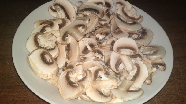 Smotanový posúch so šampiňónmi a s medvedím cesnakom (fotorecept) - obrázok 4