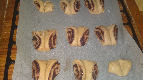 Kakaovo-škoricové motýle s kardamonom (fotorecept) - obrázok 16