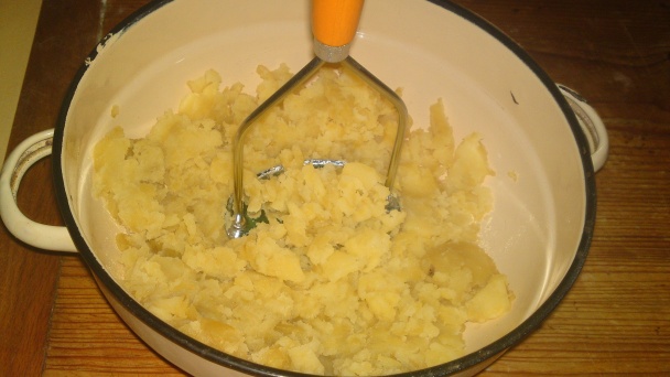 Zemiakovo-šampiňónové fašírky so syrovým krémom z údeného polooštiepka (fotorecept) - obrázok 2