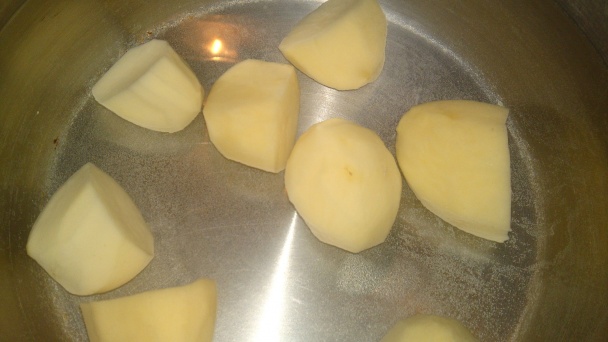 Nové zemiaky s pažítkou ako jarná príloha (fotorecept) - obrázok 2