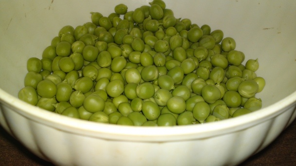 Jarná krémová polievka z cukrového hrášku s čerstvou mätou (fotorecept) - obrázok 2