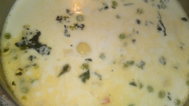 Jarná krémová polievka z cukrového hrášku s čerstvou mätou (fotorecept) - obrázok 11