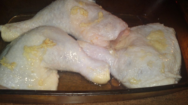 Pečené kuracie stehná na víne s jemným cesnakovým krémom (fotorecept) - obrázok 3