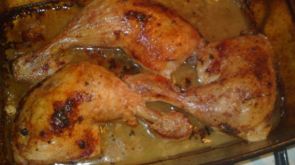 Pečené kuracie stehná na víne s jemným cesnakovým krémom (fotorecept) - obrázok 10