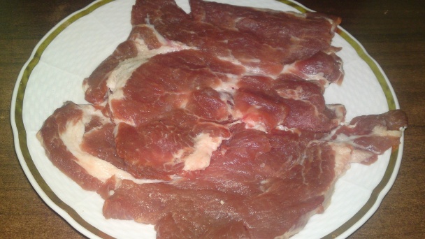 Vyprážaný bravčový rezeň s novými zemiakmi na petržlene aj pre začiatočníkov (fotorecept) - obrázok 1