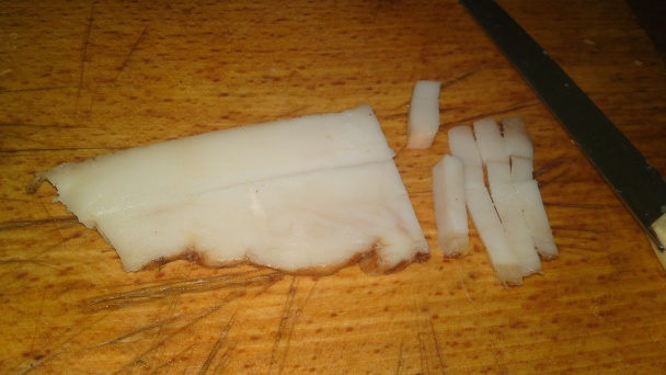 Madarská krémová dubáková polievka s tymianom (fotorecept) - obrázok 3