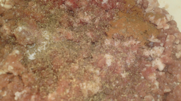 Španielske Albondigas z Andalúzie - mäsové guľôčky v paradajkovej omáčke (fotorecept) - obrázok 4