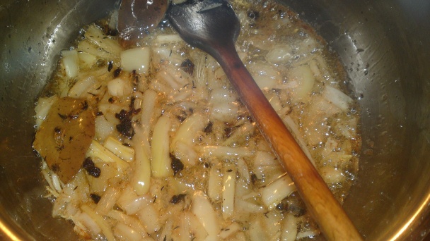 Španielske Albondigas z Andalúzie - mäsové guľôčky v paradajkovej omáčke (fotorecept) - obrázok 16