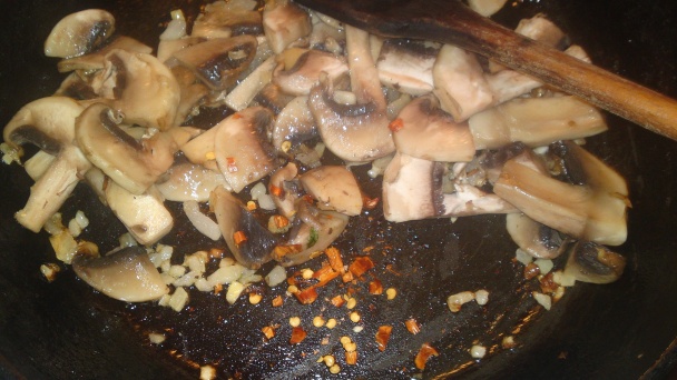 Domáce tagliatelle z múky semolina durum so šampiňónmi (fotorecept) - obrázok 6