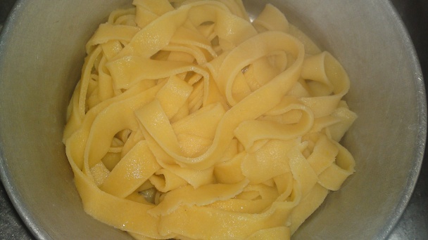 Domáce tagliatelle z múky semolina durum so šampiňónmi (fotorecept) - obrázok 10