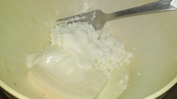 Cuketové predjedlo s tvarohovo, syrovo-jogurtovým krémom s orechmi, cesnakom a bazalkou (fotorecept) - obrázok 11