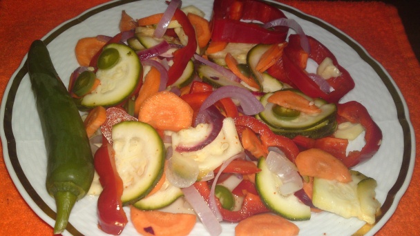 Pikantný letný šalát z cukety a kápie (fotorecept) - obrázok 10