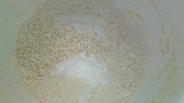 Rýchle zdravé žemle zo špaldovej celozrnnej múky a ovsených vločiek (fotorecept) - obrázok 2