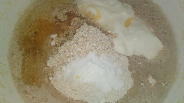 Rýchle zdravé žemle zo špaldovej celozrnnej múky a ovsených vločiek (fotorecept) - obrázok 3