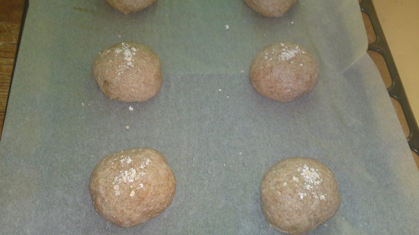 Rýchle zdravé žemle zo špaldovej celozrnnej múky a ovsených vločiek (fotorecept) - obrázok 7