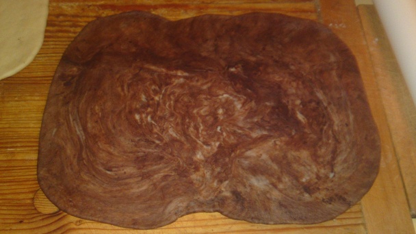 Nadýchaný kakaový kysnutý závin (fotorecept) - obrázok 12