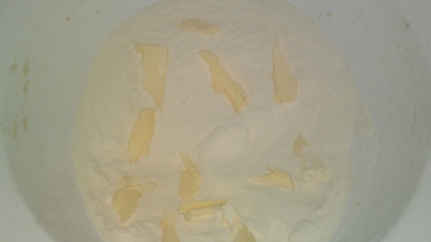 Jednoduché a rýchle oškvarkové pagáčiky (fororecept) - obrázok 2